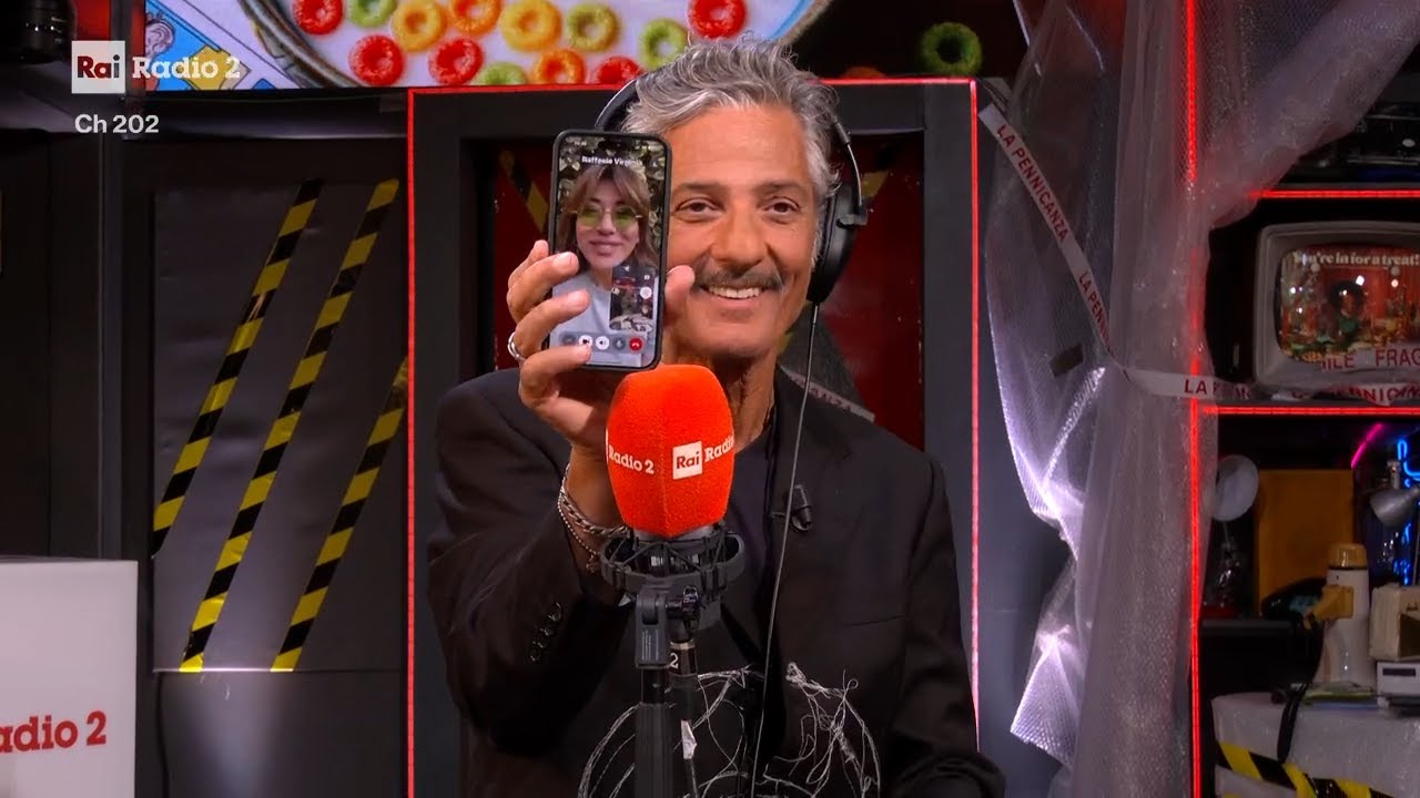 Virginia Raffaele e Fiorello, la videochiamata in diretta - La Pennicanza 13/11/2025