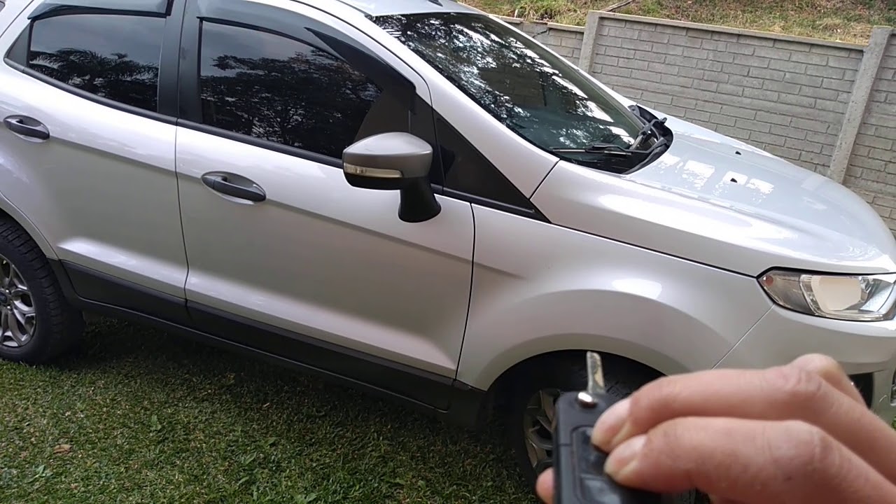 Configurando o sistema de segurança da Ecosport para abrir apenas uma das portas