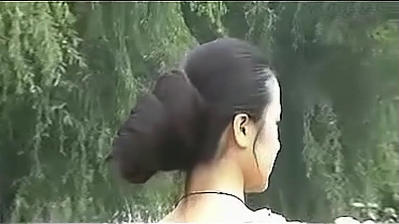 Longhair Woman Yongyan Won