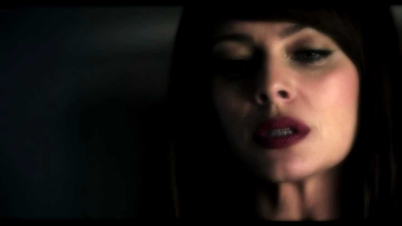 [Nikita] Amanda - Le bien qui fait mal