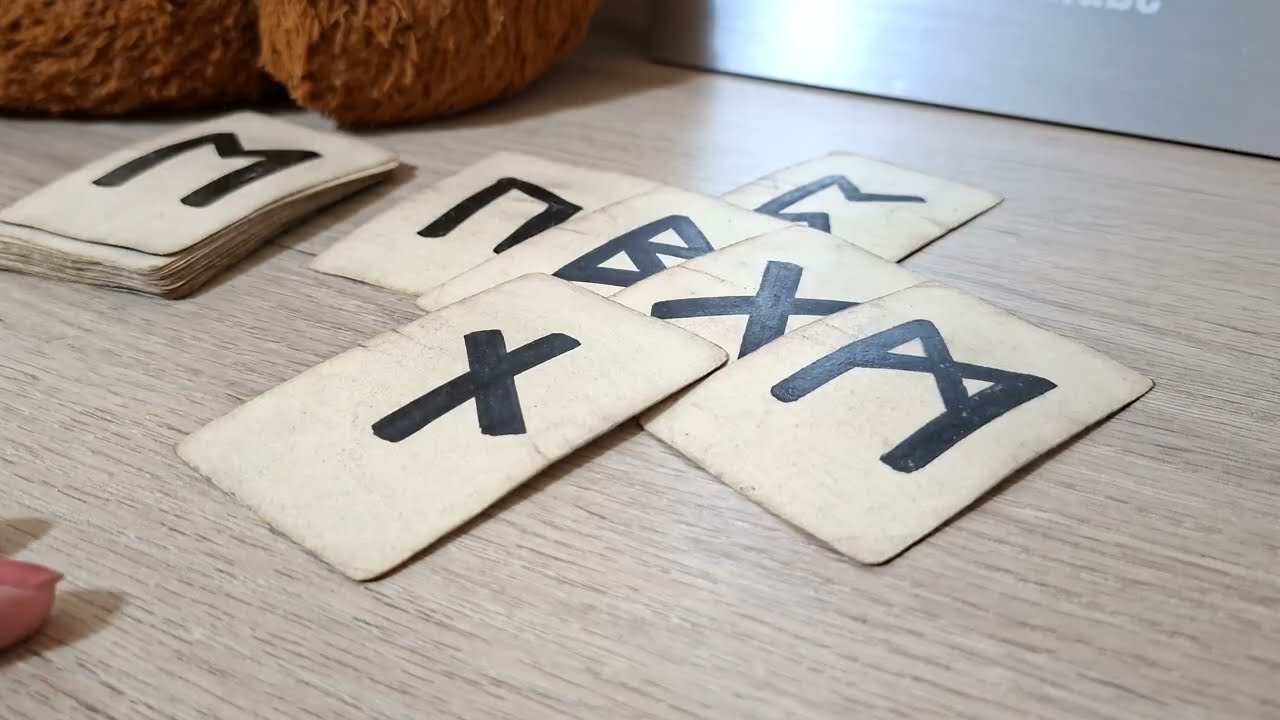 TAURO♉️✨️ NO PUEDES DEJAR PASAR ESTA OPORTUNIDAD! 🔮🖤⭐️LECTURA DE RUNAS Y TAROT
