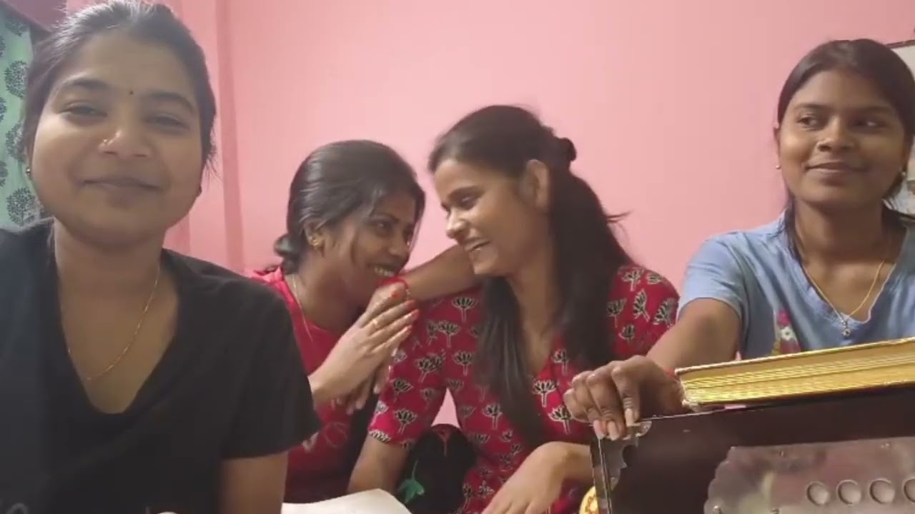 অনেক টেনশান মাথায় নিয়ে পড়াশোনা সরিয়ে রেখে মন খুলে আড্ডা দিলাম 🙂