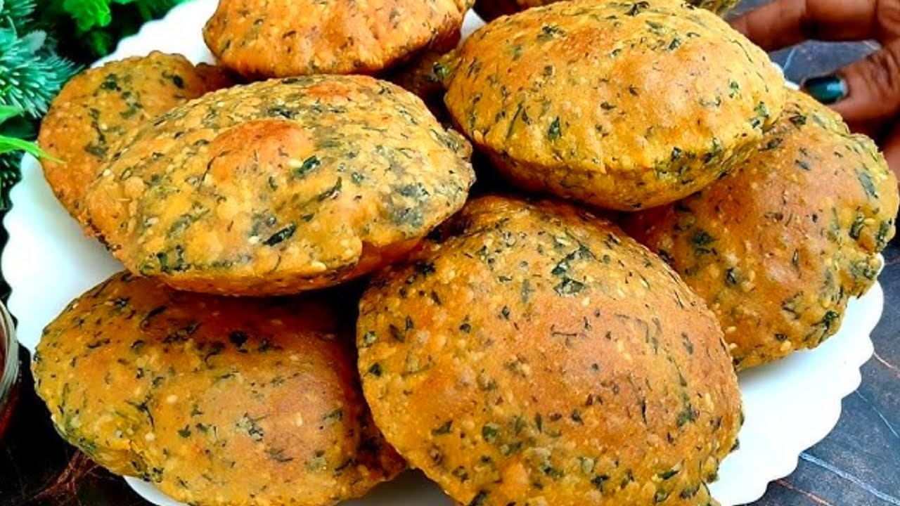 समोसा कचोरी पकौड़ी सब भूल जाएंगे जब मेथी का नाश्ता ऐसे बनाएंगे | Methi Masala Puri