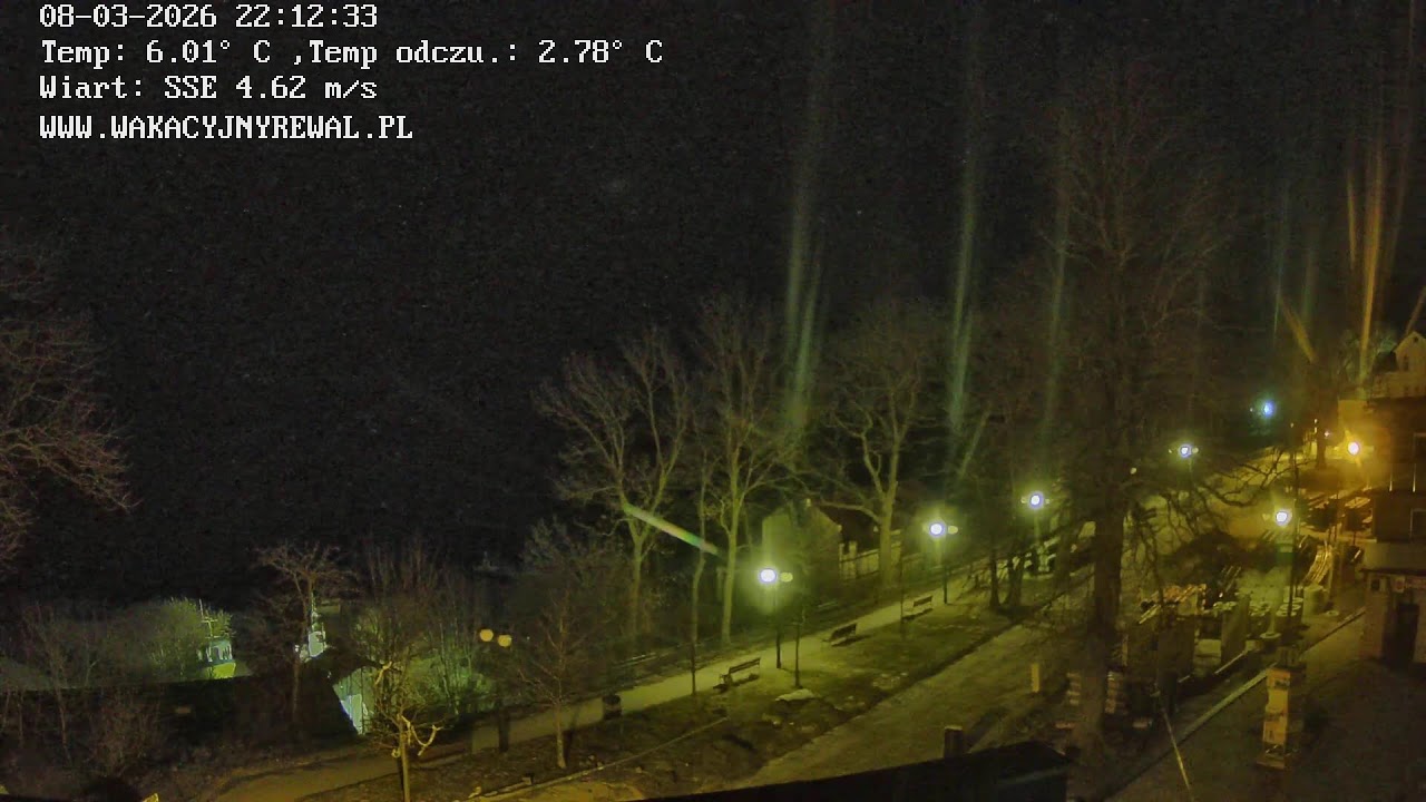 Rewal - widok na plażę i ul. Saperską, live z kamery