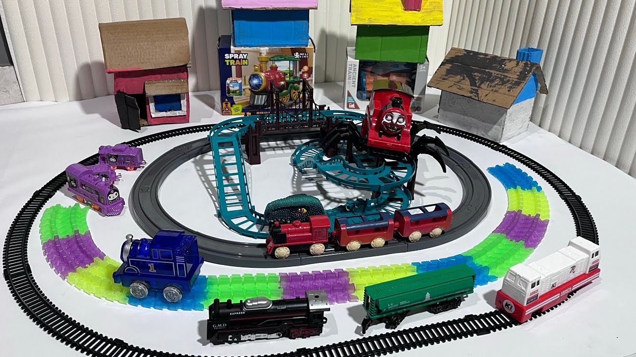 Unboxing dan bermain mainan kereta api uap classic, Thomas And Friends, kereta Indonesia, Dino