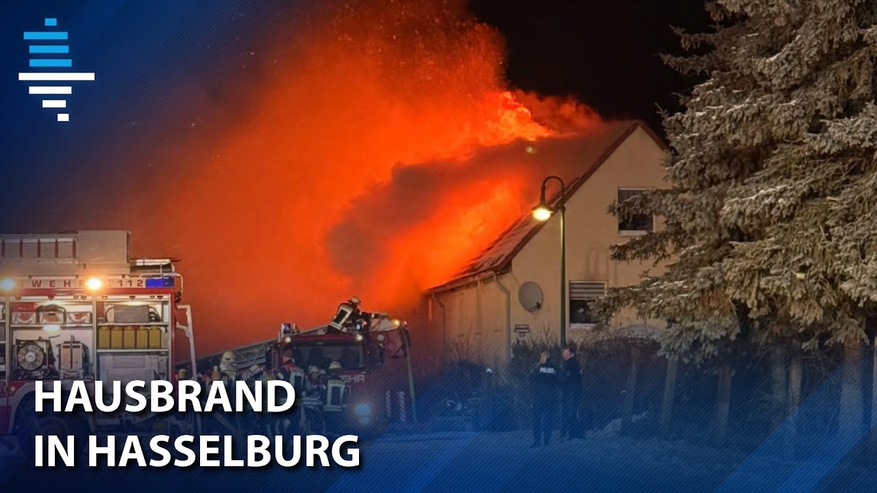 Hausbrand in eisiger Nacht - Großaufgebot der Feuerwehr in Hasselburg