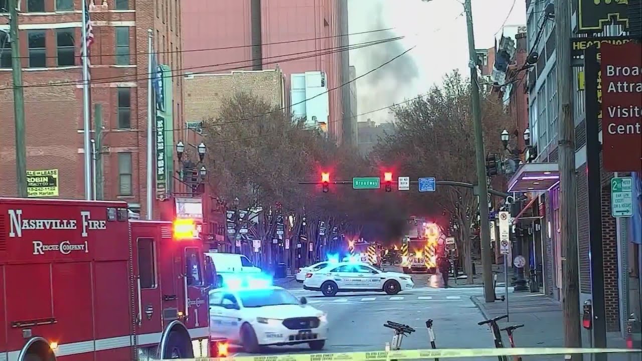 Officers who evacuated those near Nashville explosion recall experience