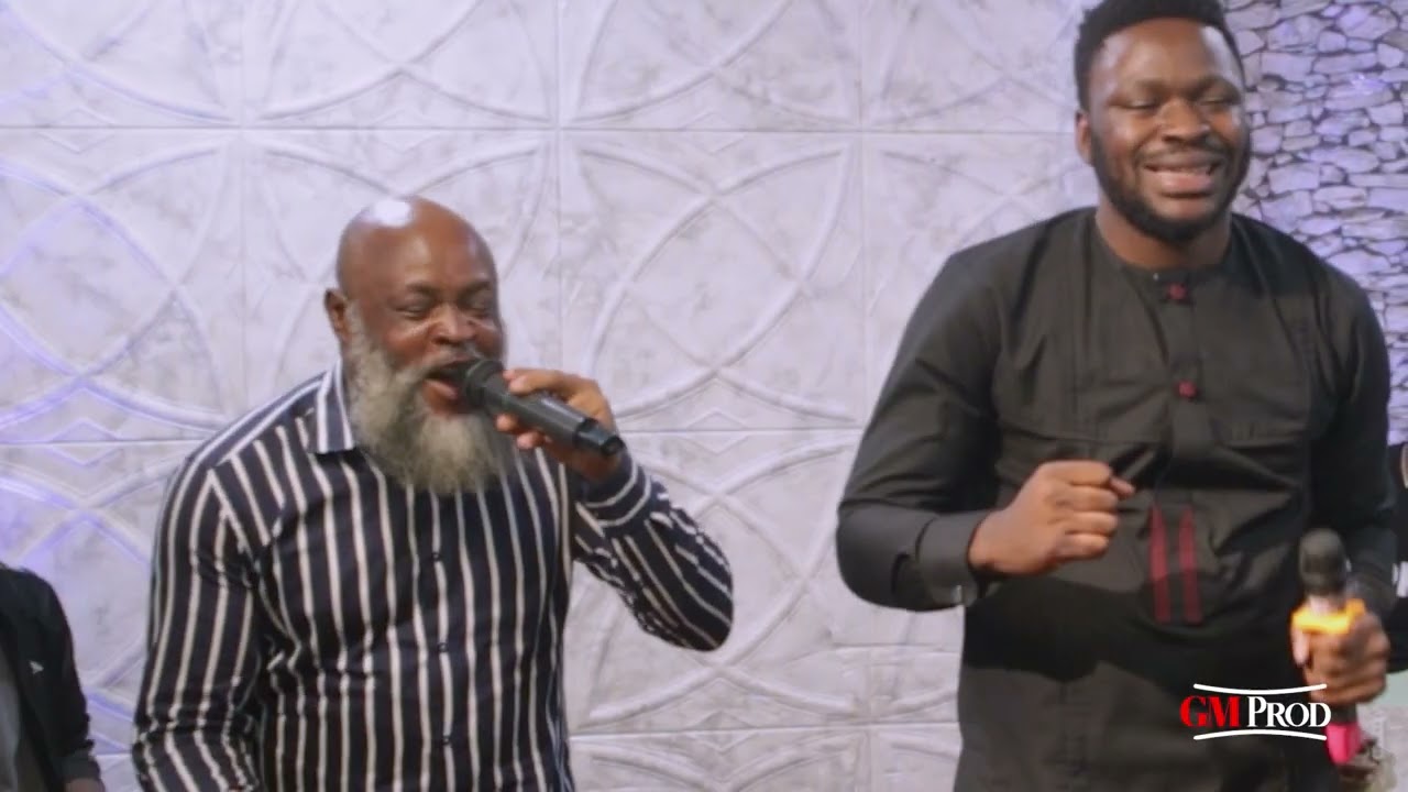 Hozanna ni mambo [ Fiston Badibanga & Benjamin kayombo]#love 