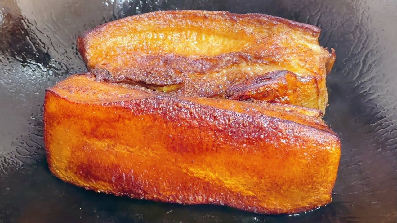 Как приготовить свиную грудинку, чтобы она была вкусной и не жирной?