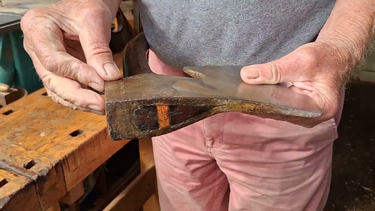 276) Talking About The Blade Of My Isaac Greeves Bearded Axe.