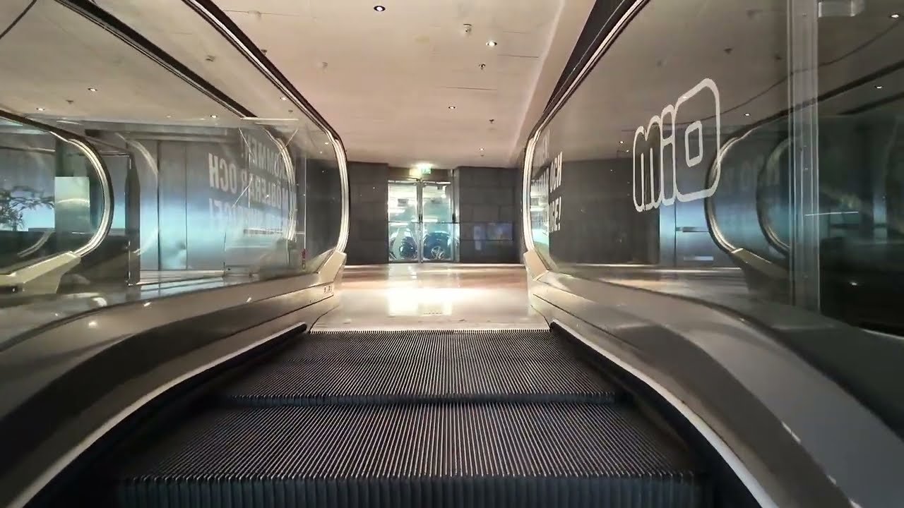 Sweden, Stockholm, Heron City - Kungens Kurva, X escalator, X elevator