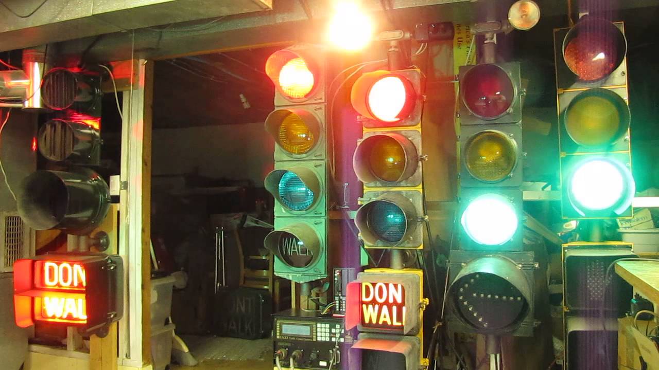 Preempt mode on my traffic signal display- 3M Opticom System