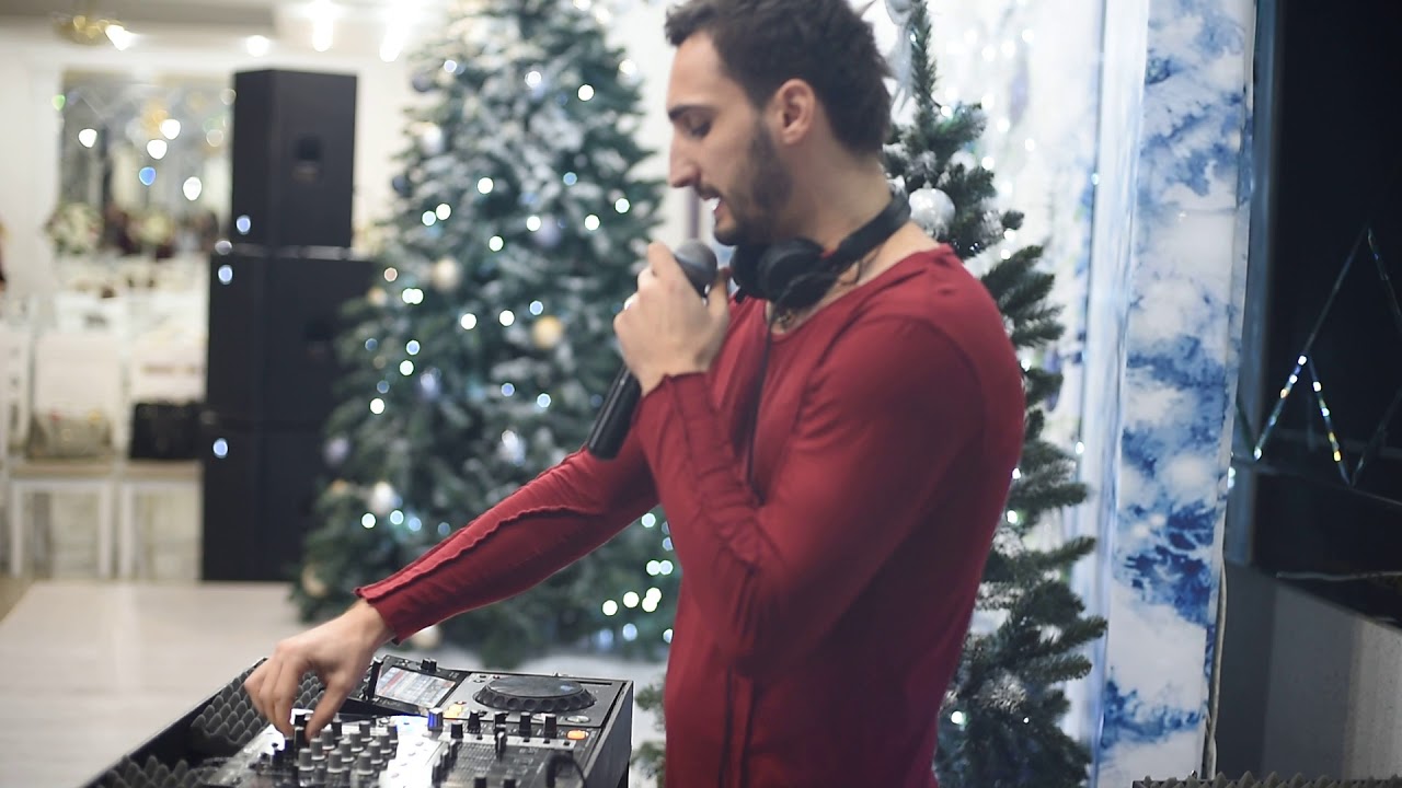 Dj Coppito - Everyone is singing and dancing