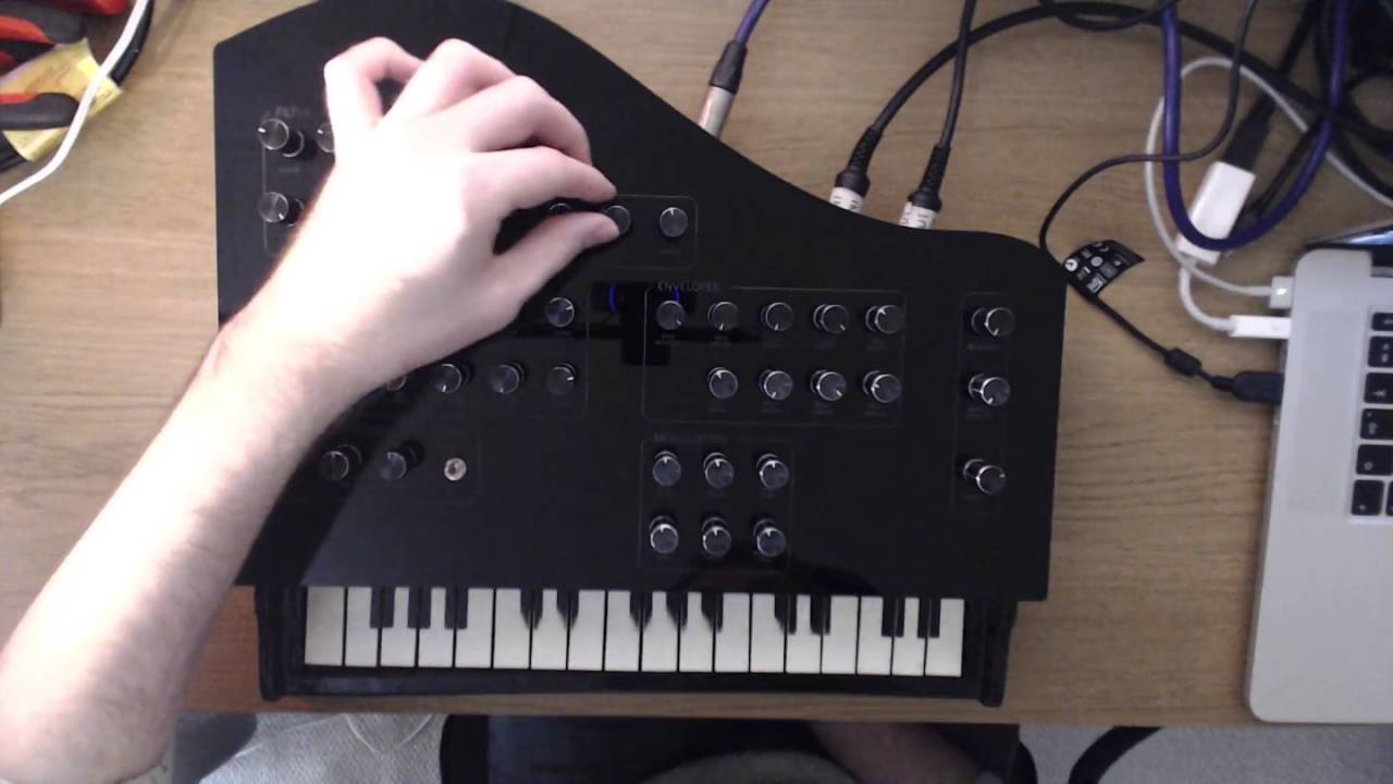 Vintage Toy Synthesiser - A Complete Hands-On Guide