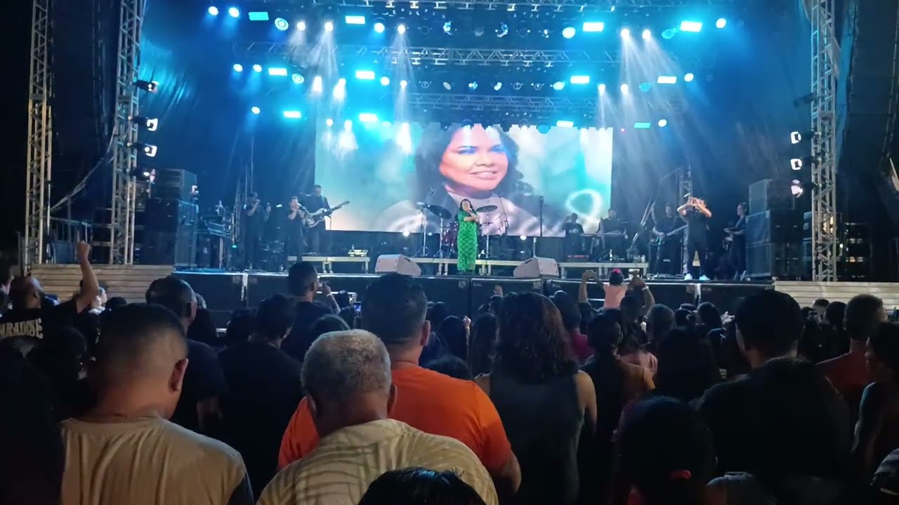 Cassiane Sou do Meu Amado no campo do Nascinal Ibura - PE