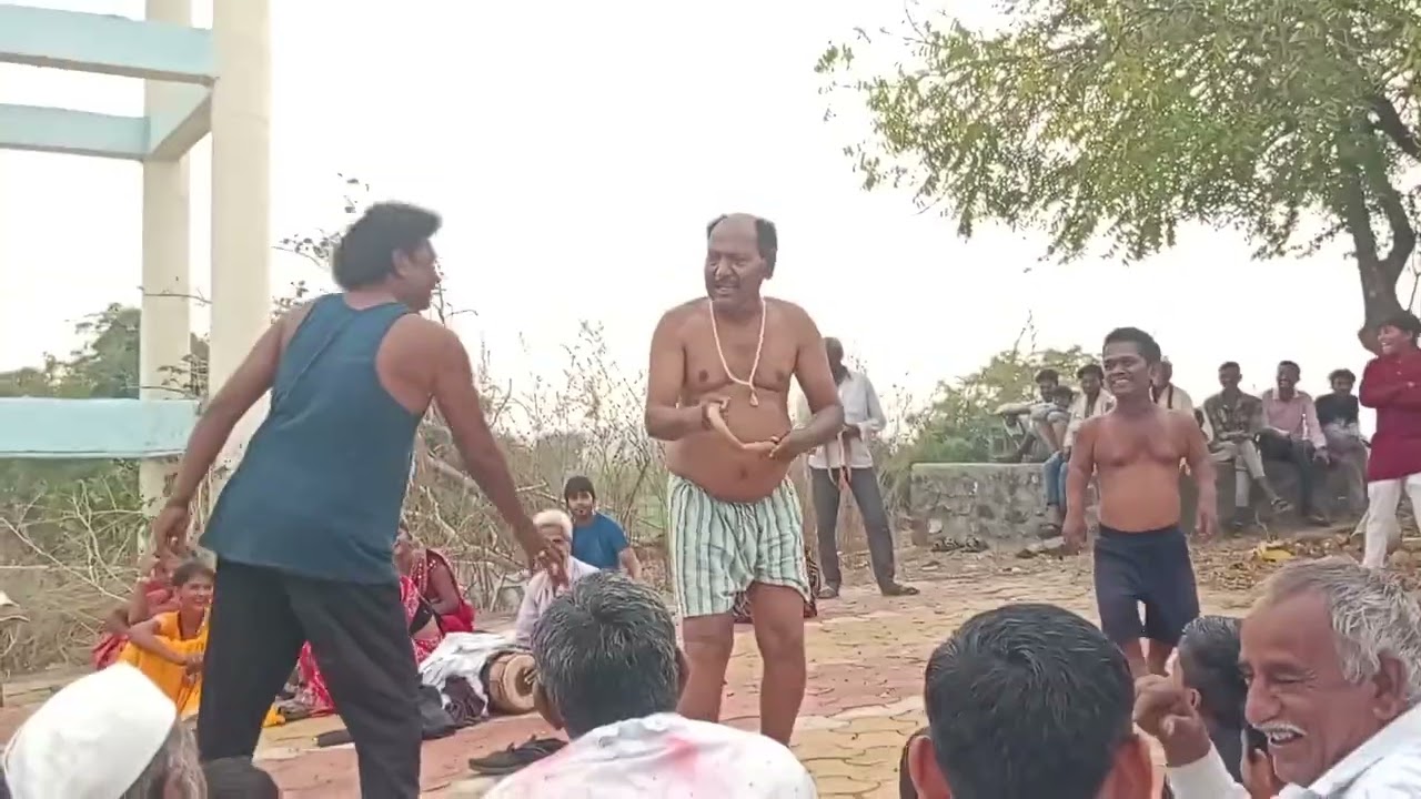 मधुकर अहीरे भास्कर सपकाडे🤣 कोमेटी आहीराणी फारस कार्यक्रम  🤣 आवडल्यास सबस्क्राइब करा शेयर करा🙏
