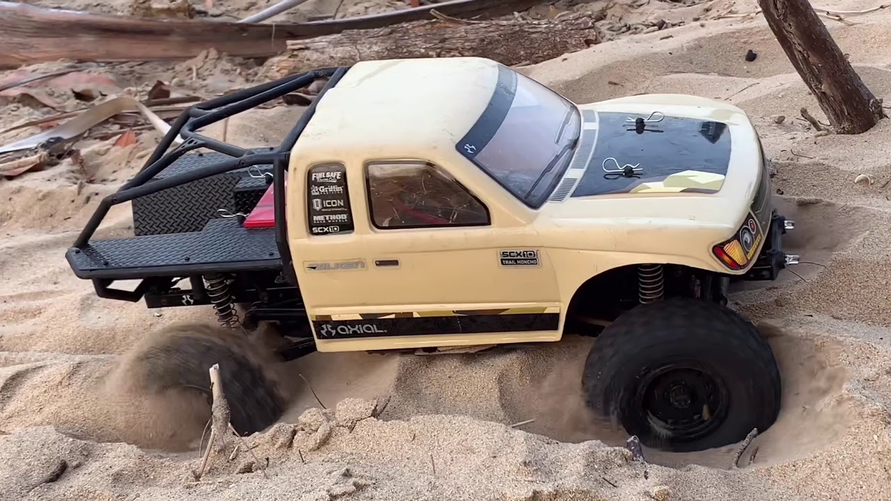 Testing the axial scx10 ii honcho to the limits!