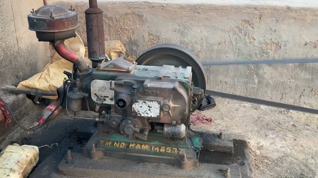 Amazing Technology Peter Engine With Atta Chakki Running Diesel Engine