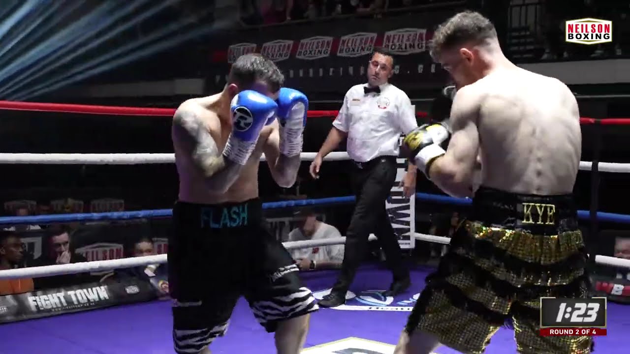 Ciaran Flanagan vs Luke Fash - Fight Town - York Hall - 1st July 2022 - Neilson Boxing
