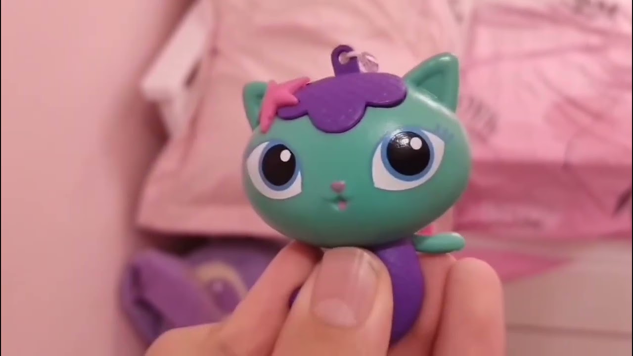 MerCat watches the Cyber Group Studios logo (MOST VIEWED VIDEO)