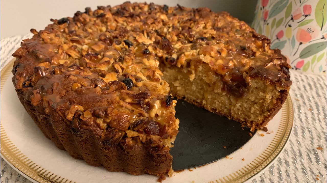 Gâteau moelleux aux fruits secs et pomme