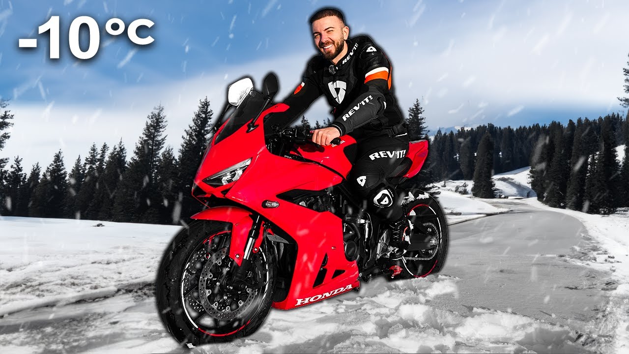 AM RAMAS cu MOTOCICLETA IN ZAPADA
