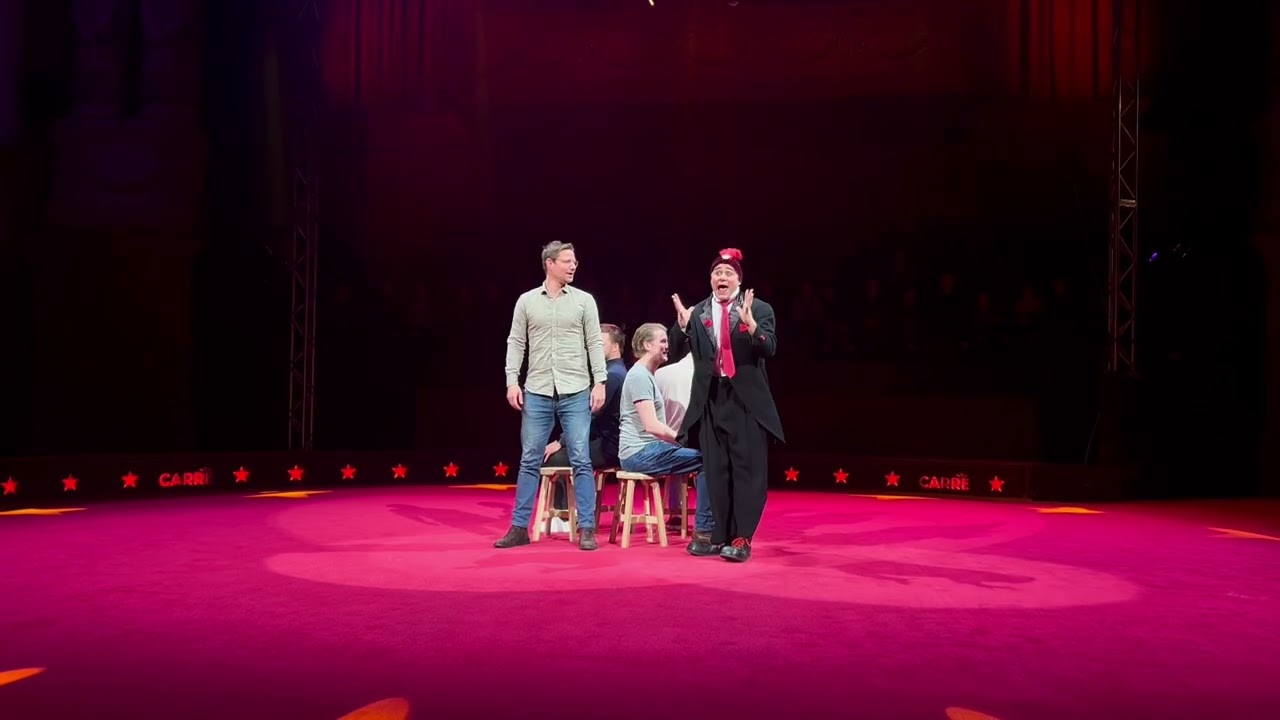 Davis Vassallo, Magic Chair’s, Wereldkerstcircus Carré.