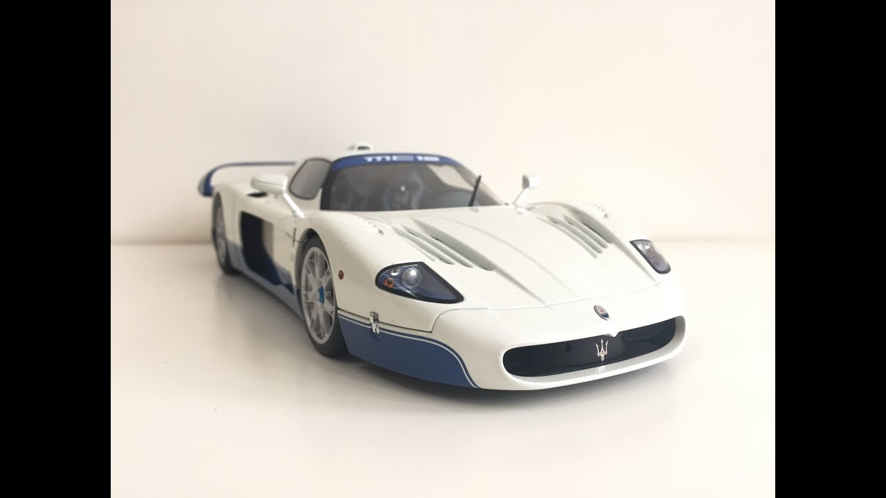 1/18 AUTOart Maserati MC12 Road Car