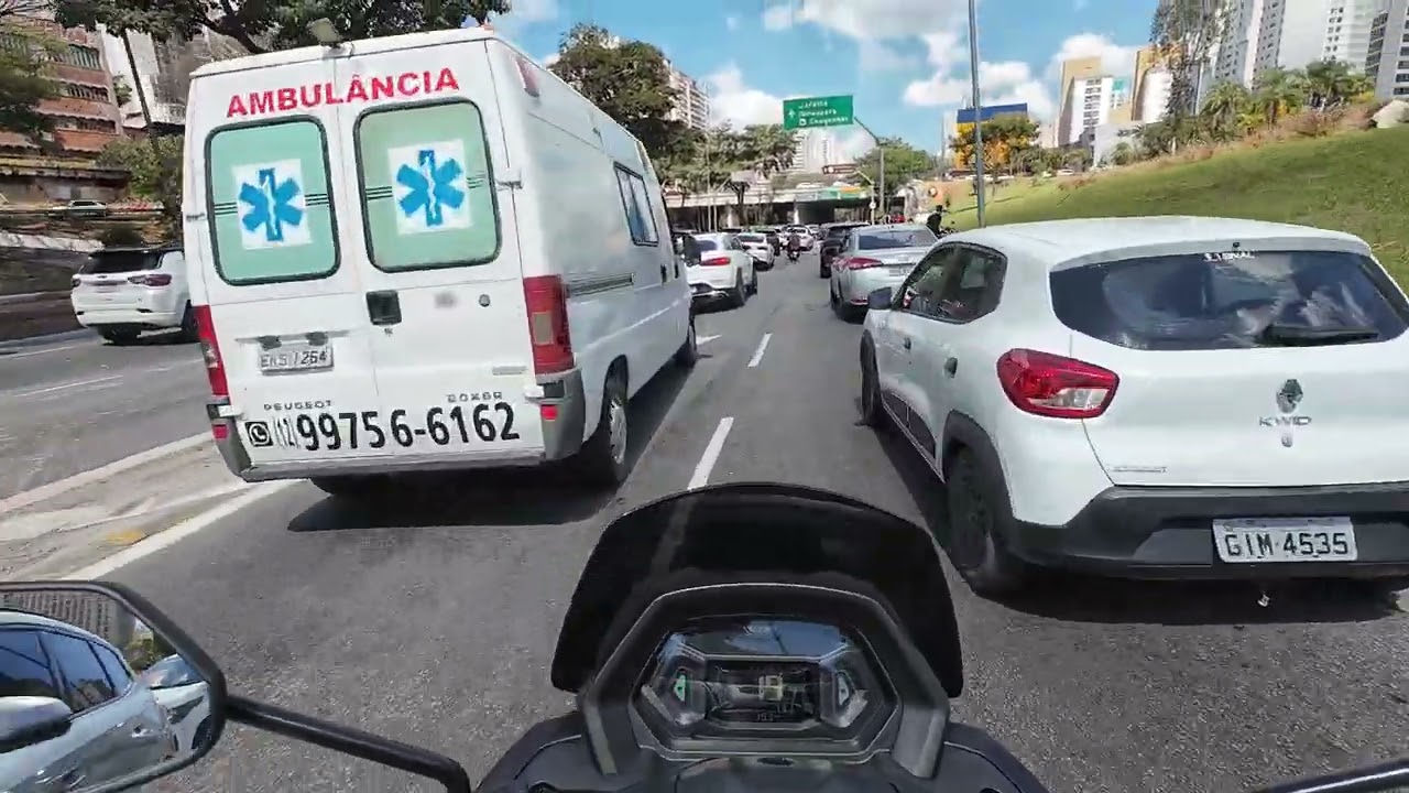 PRIMEIRO ROLÊ com a NOVA NMAX 2025 🚀 Saindo da Concessionária + Corredor + Abastecimento