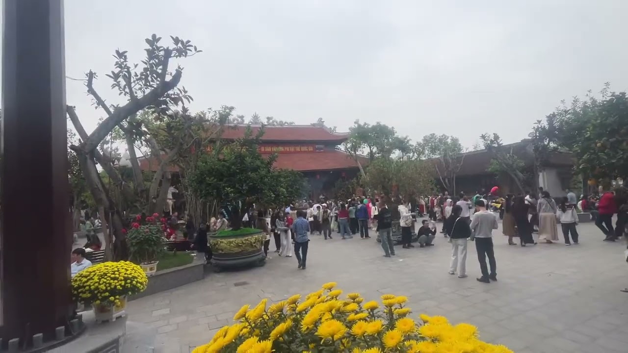 Mời các du khách gần xa ghé thăm Đền Tranh quê em