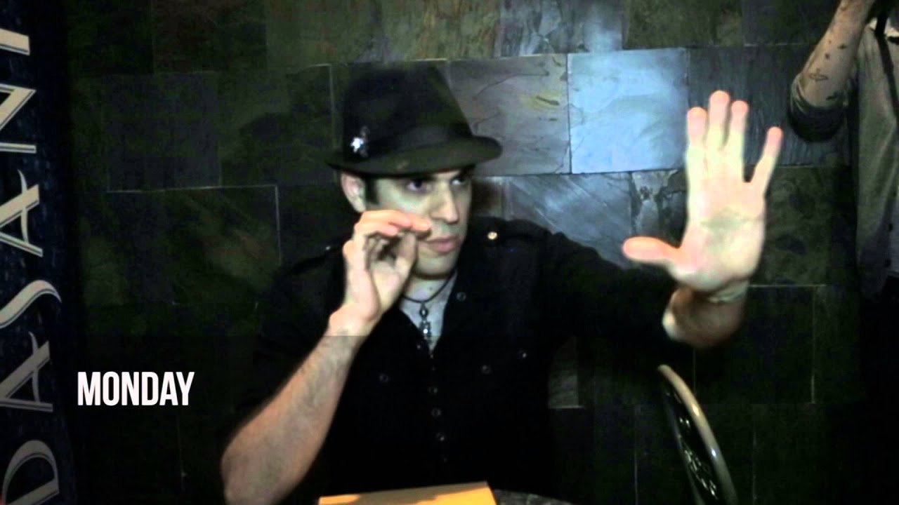 MENTALIST CONTROLS 4 MINDS!