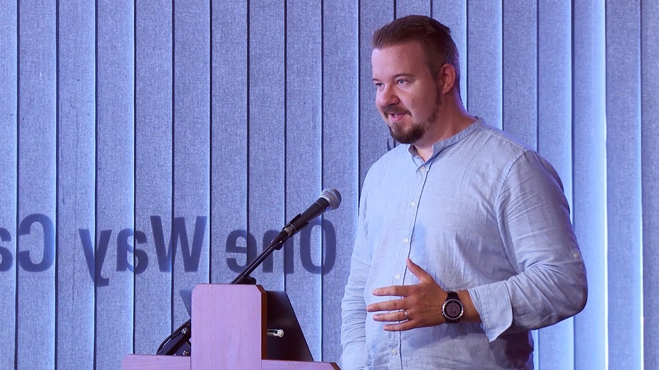 Raamattu avautuu - Teppo Lehtomäki: Vihollisen strategia