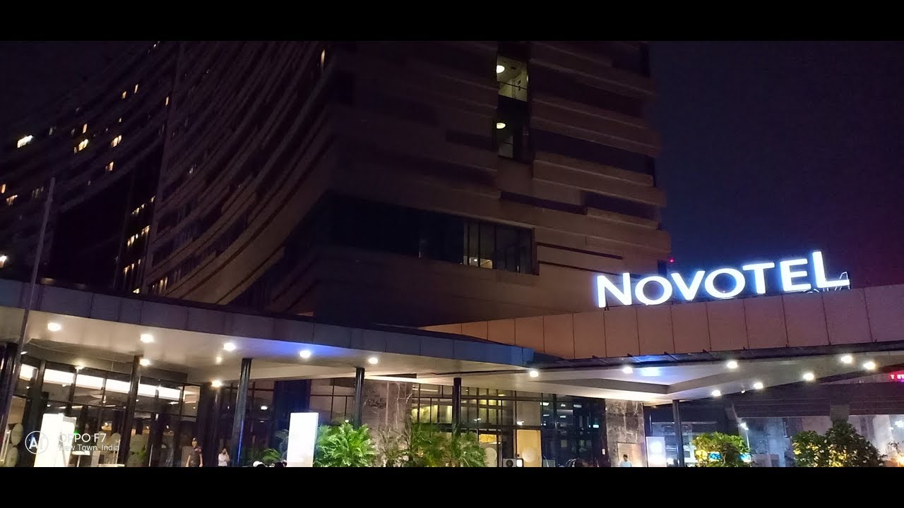 Novotel hotel kolkata/ Hotel Novotel kolkata inside view