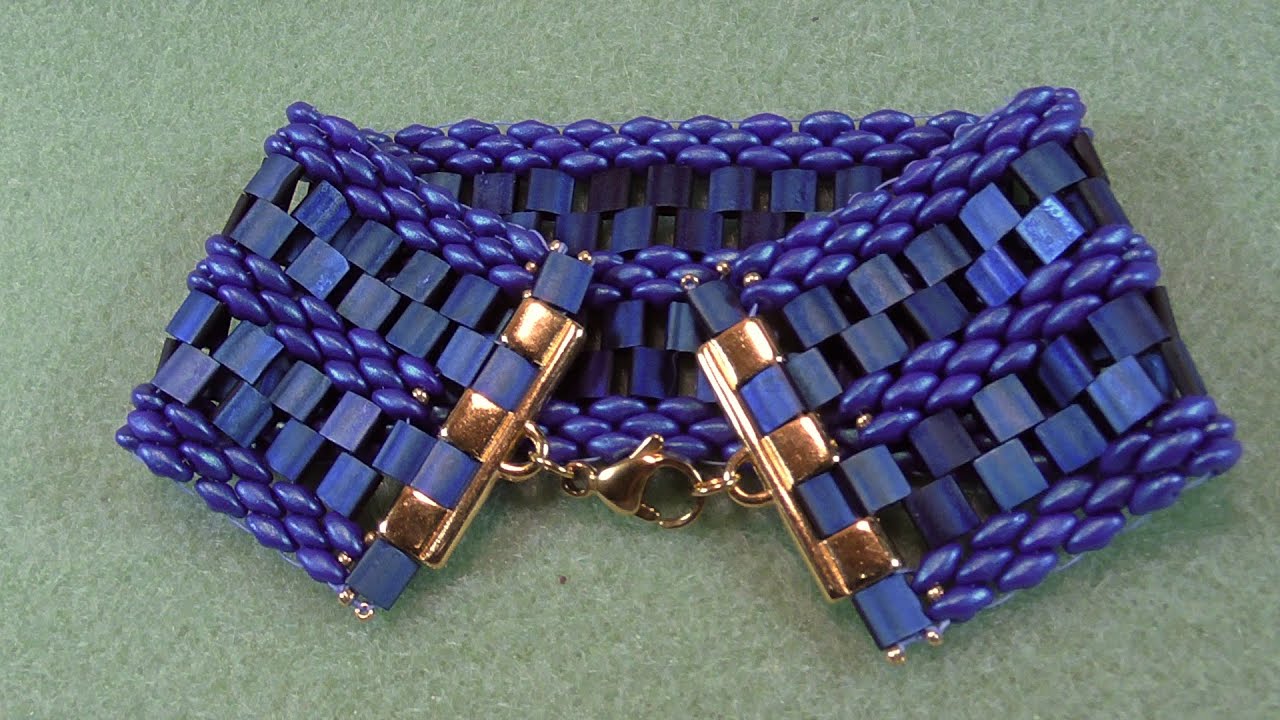 BLUE BRACELET WITH TILA BEADS - AUGUST 2020