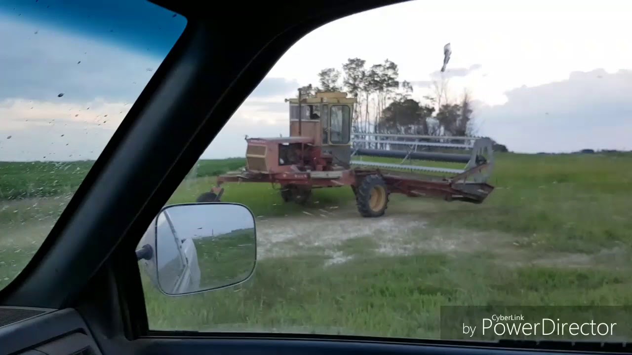 Double swathing hay 400 versatile style... slowly with many issues hahah