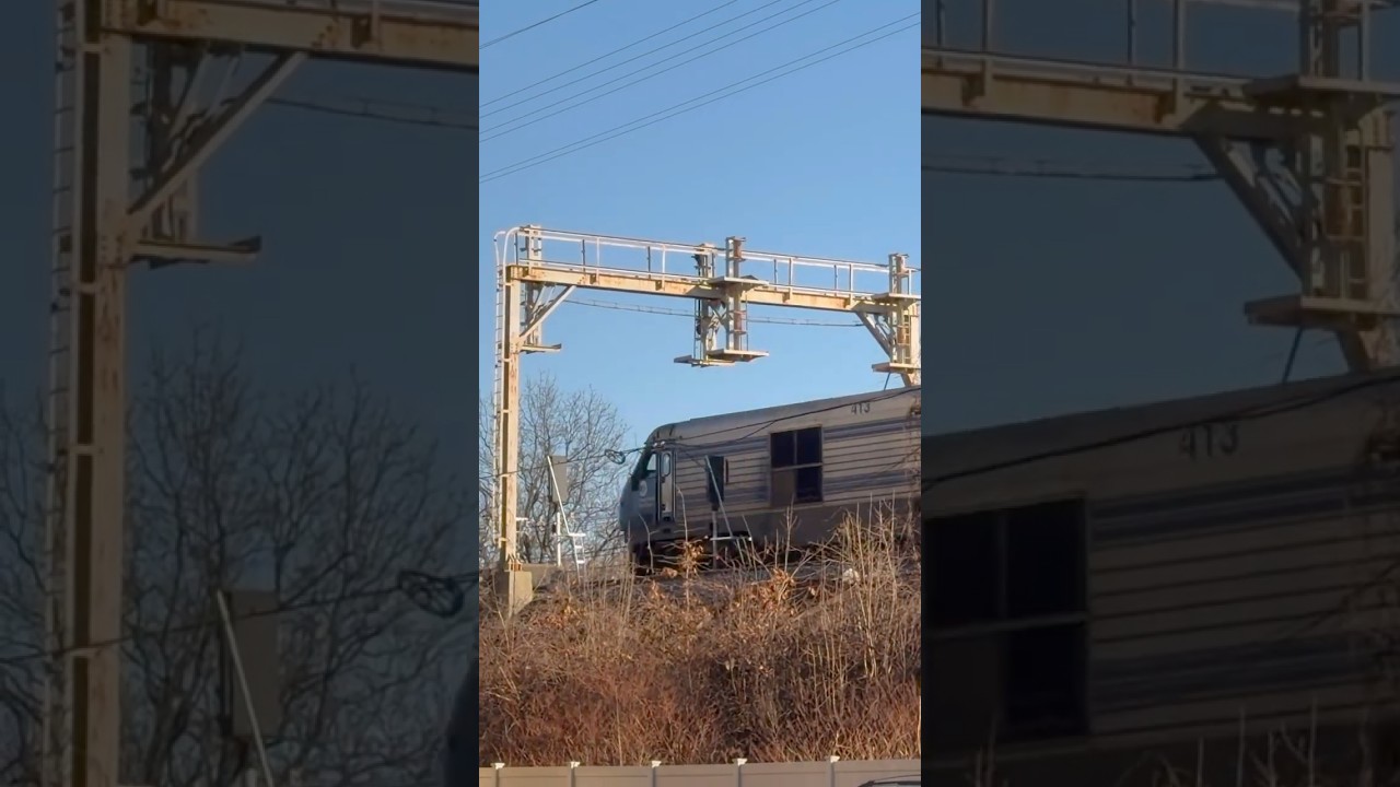 Train 18MTK Slowly Powers Through Rocky Interlocking | LIRR 3/9/26