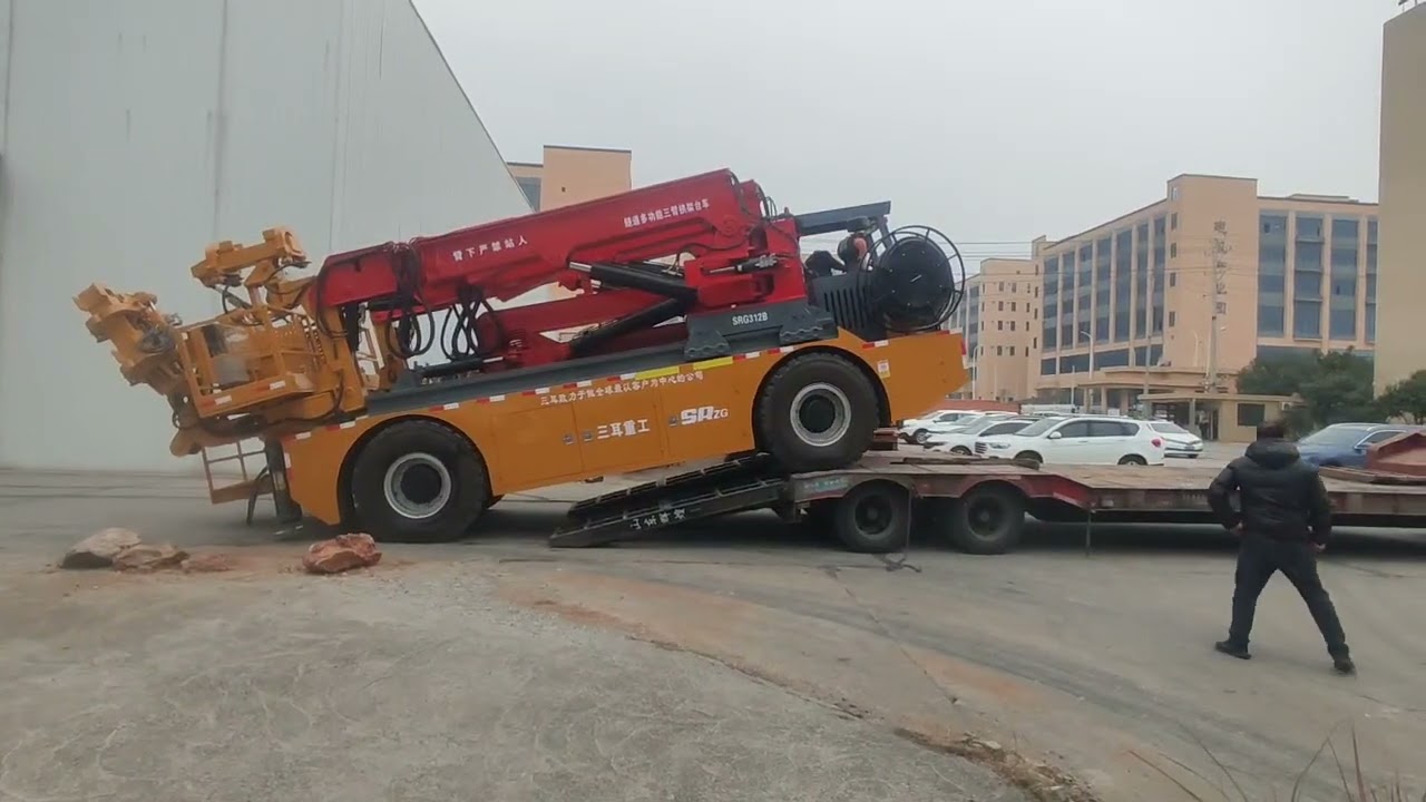 How long of trailer is needed for transporting the arch frame installation trolley