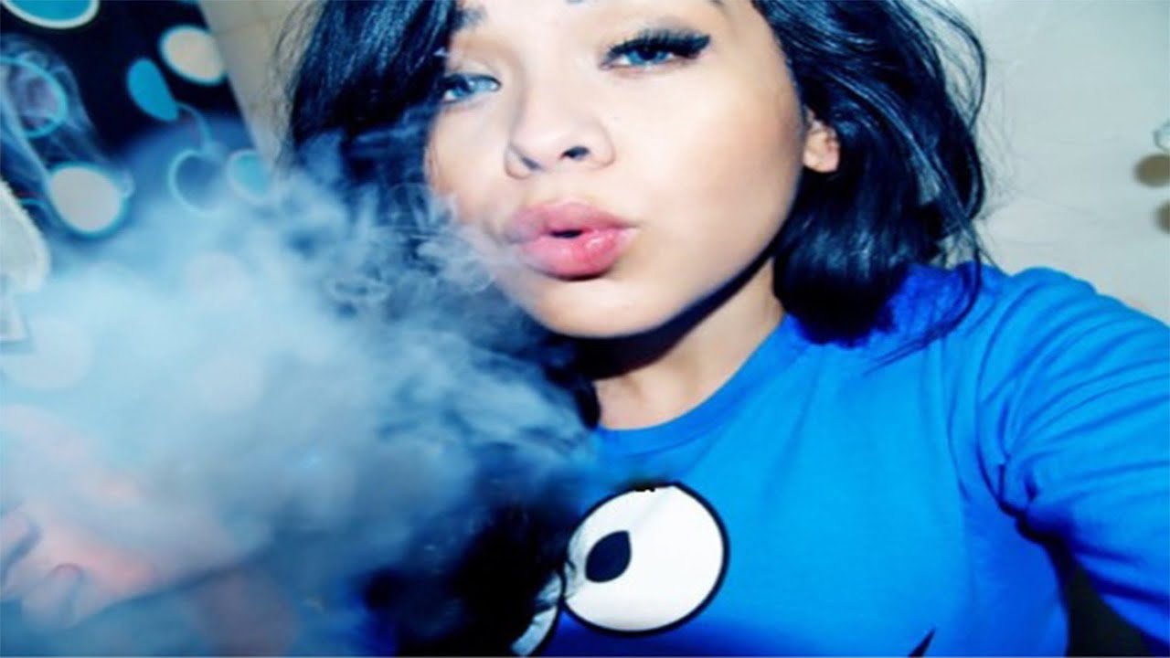 HOW TO SMOKE WEED