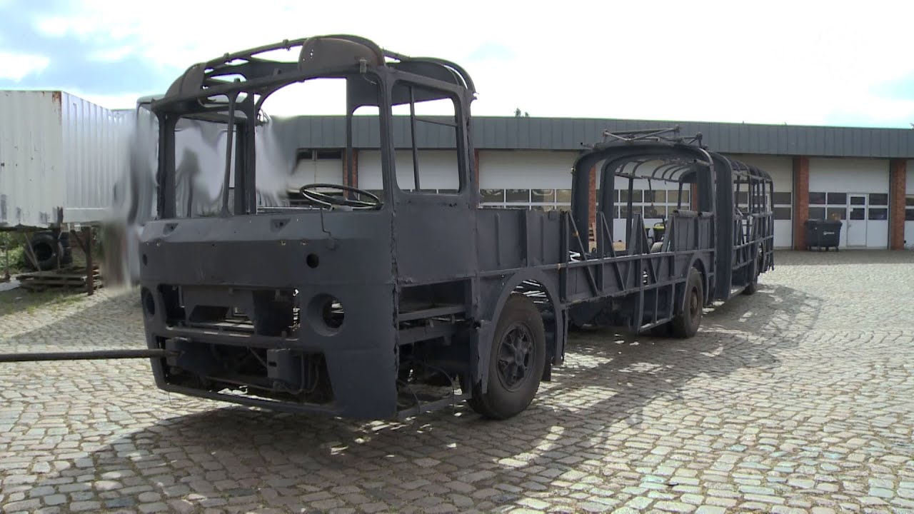 Restaurierung Ikarus 180