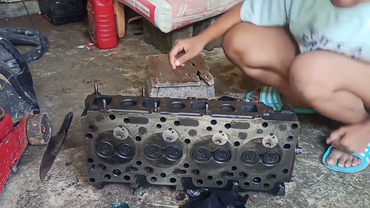 Rebuild cylinder head | Kia Ceres S2