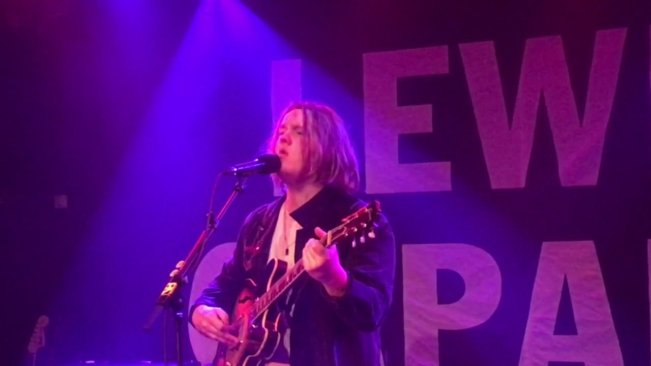 Lewis Capaldi - Headspace - Live at Bitterzoet
