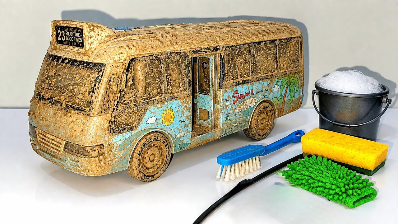 Washing a Muddy Toy Bus – Satisfying Cleaning Transformation 