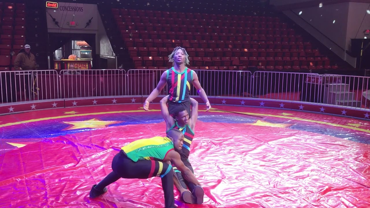 Bone Breakers perform at Carden International Circus