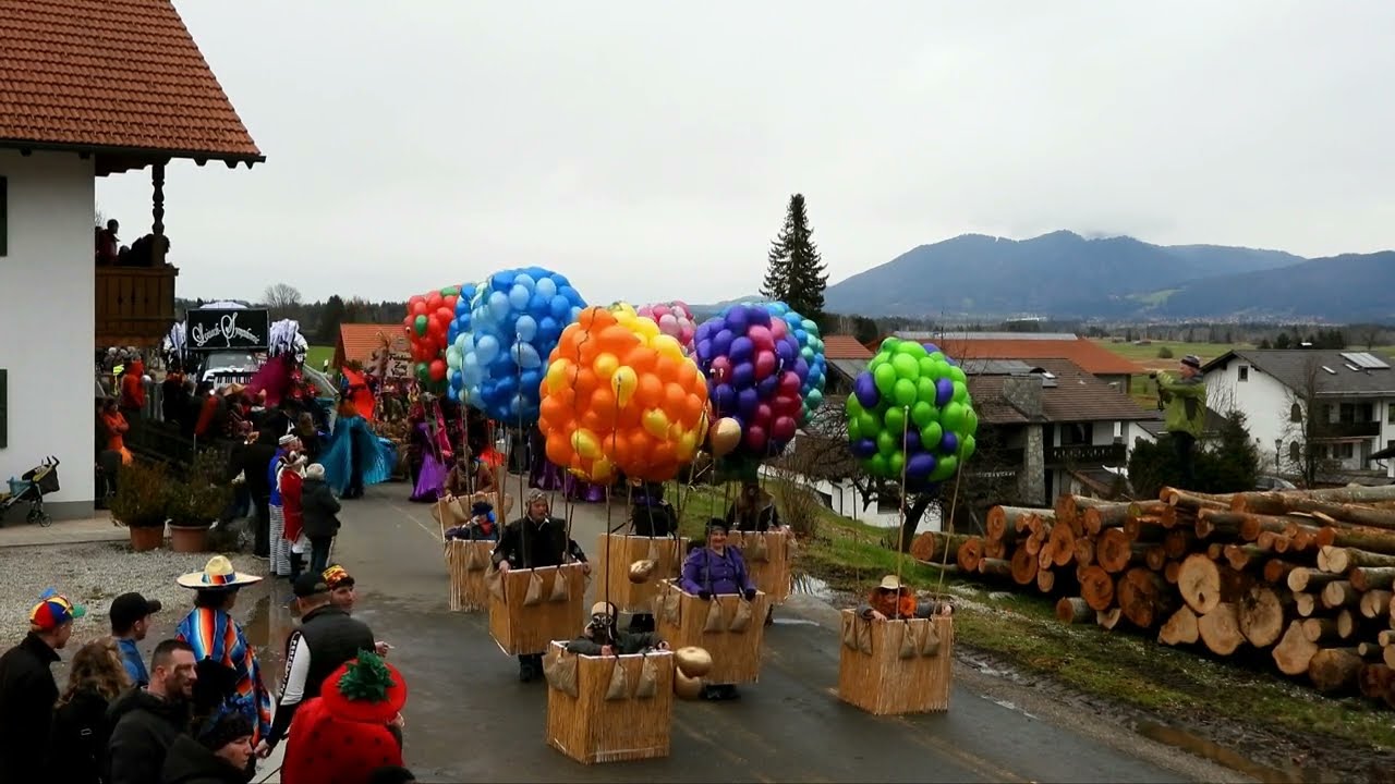 Faschingsumzug in Großweil | Zwischen Murnau und Kochlsee | Schön gemachter Umzug gerade für Kinder
