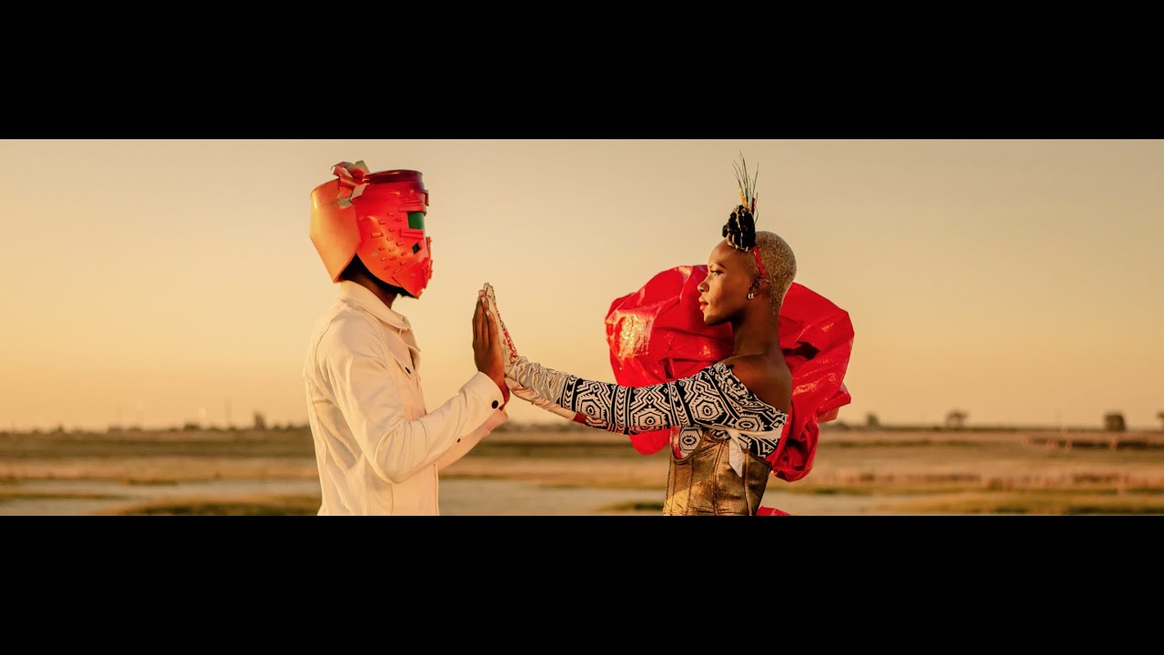 MI CASA  - CHURCHBELLS (Official Music Video)