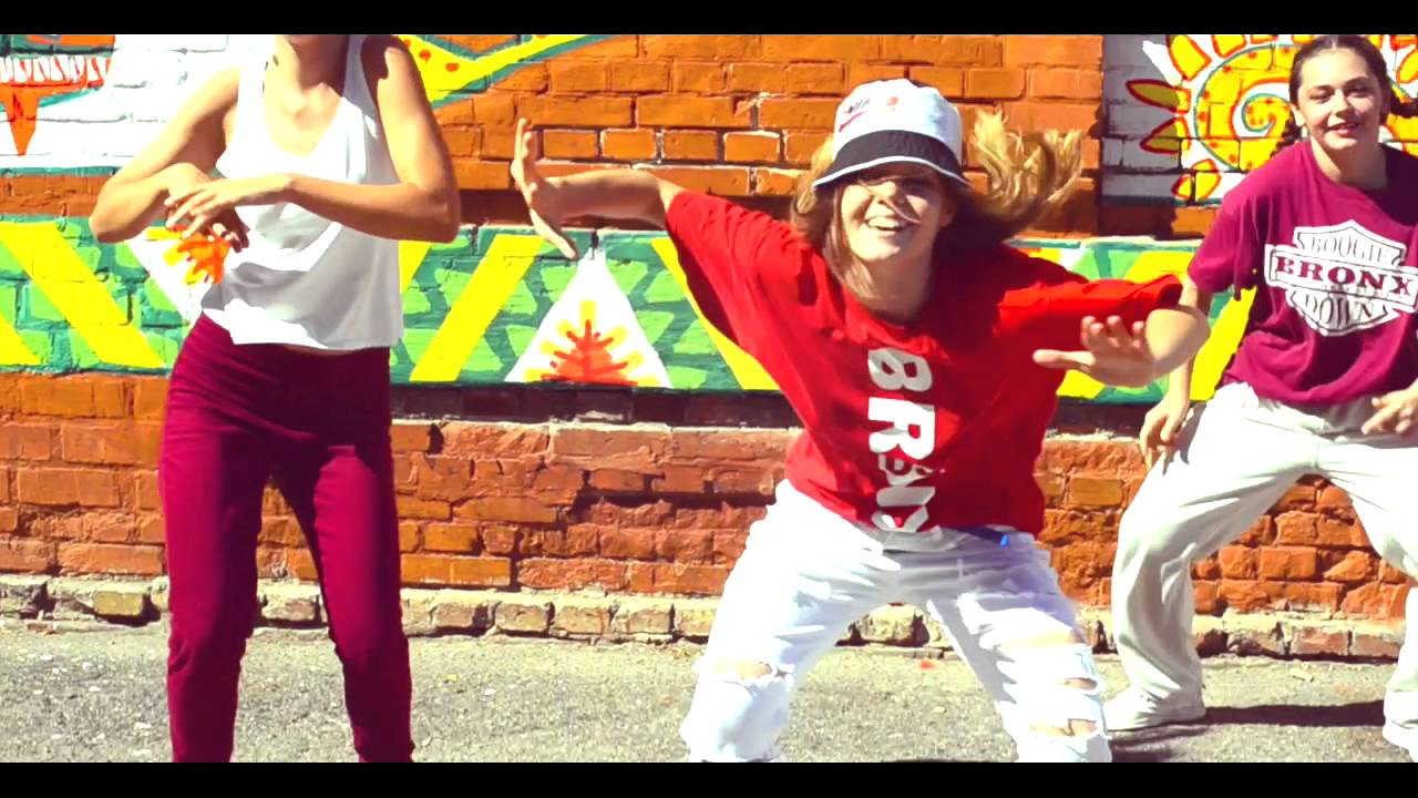 HOUSE Dance by BRONX DS students