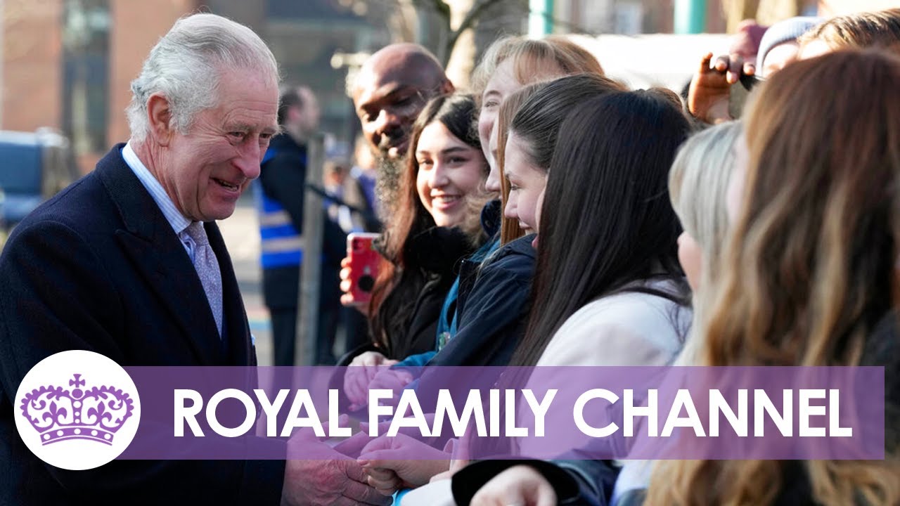 King Visits University of East London to Mark 125th Anniversary