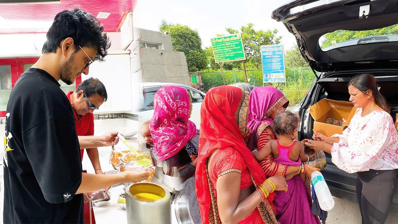 Cooking Food And Distributing On Road Side