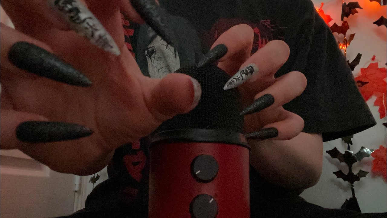 ASMR EXTREME Extra long stiletto nail mic scratching!!
