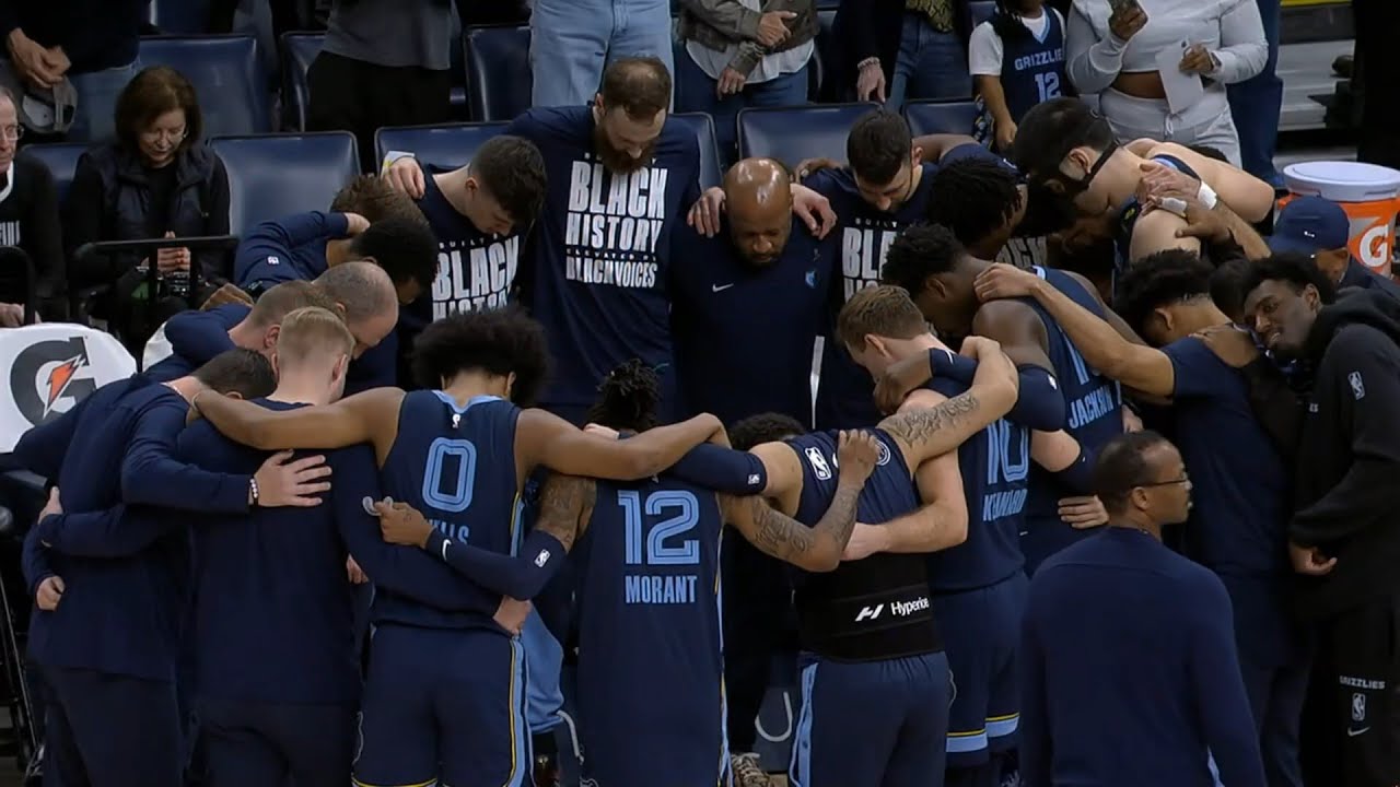 Grizzlies pray after fan suffers medical emergency courtside before game vs Spurs